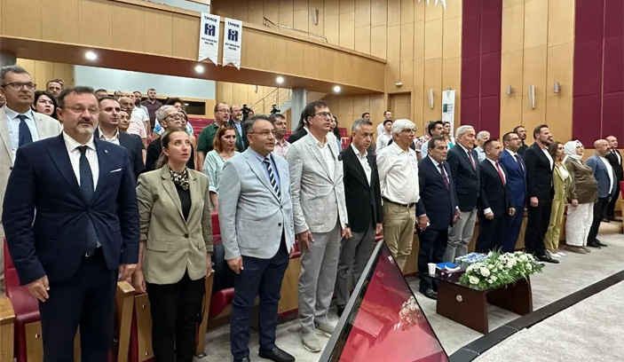 TMMOB KOCAELİ İKK 17 AĞUSTOS MARMARA DEPREMİ ANMA ETKİNLİKLERİ GERÇEKLEŞTİRİLDİ